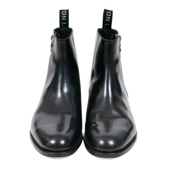 Louis Vuitton LV Monogram Leather Chelsea Boots - Black Boots, Shoes -  LOU810385