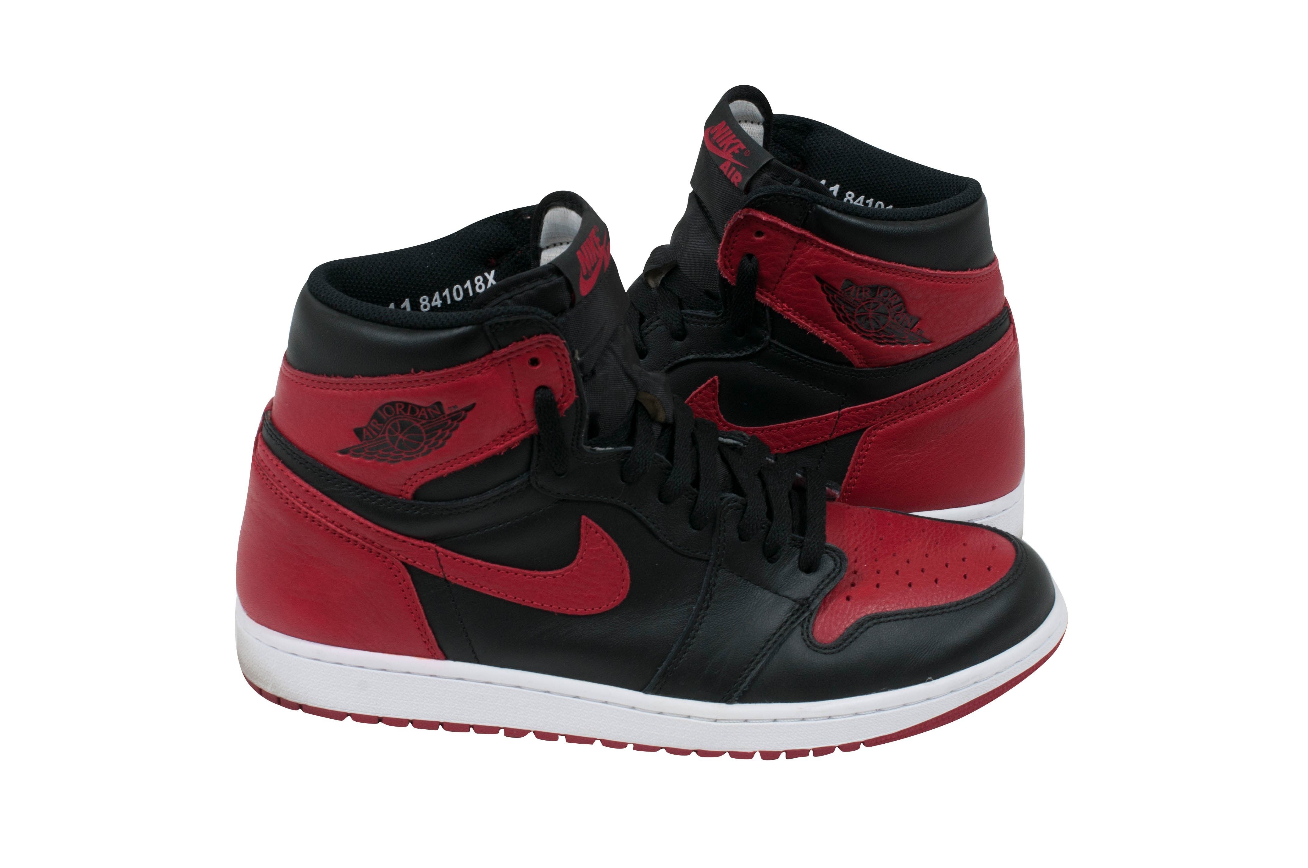 Air Jordan 1 Retro Bred 