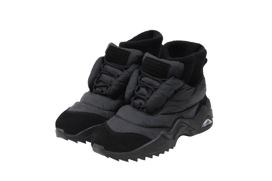 Black Low Top Nylon Fleece Puffer 22 Sneakers MAISON MARGIELA 
