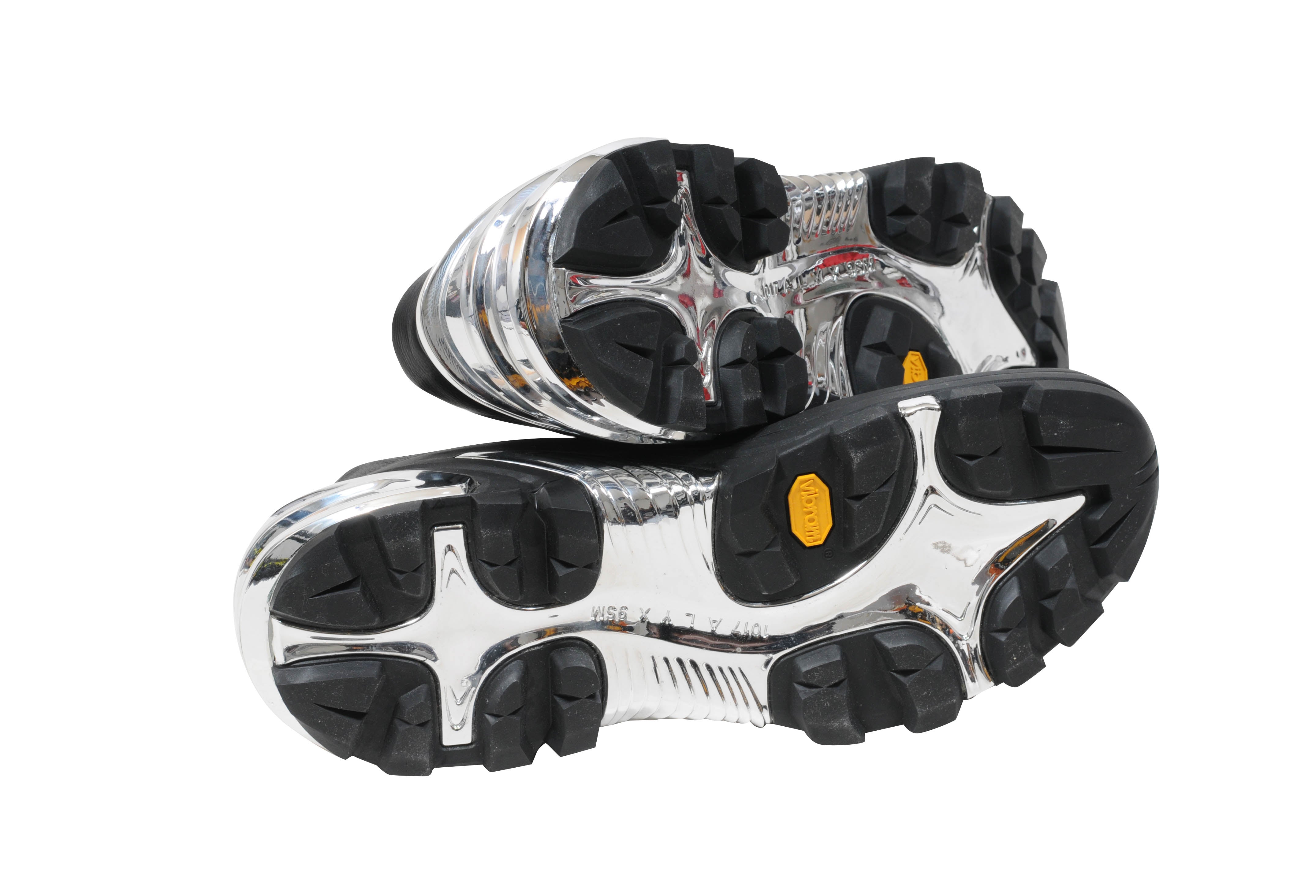 1017 ALYX 9SM Black Sock Mesh Rubber Buckle Vibram Sole Low 