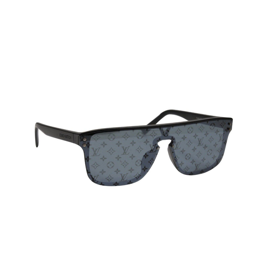 Louis Vuitton LV Waimea Sunglasses Black