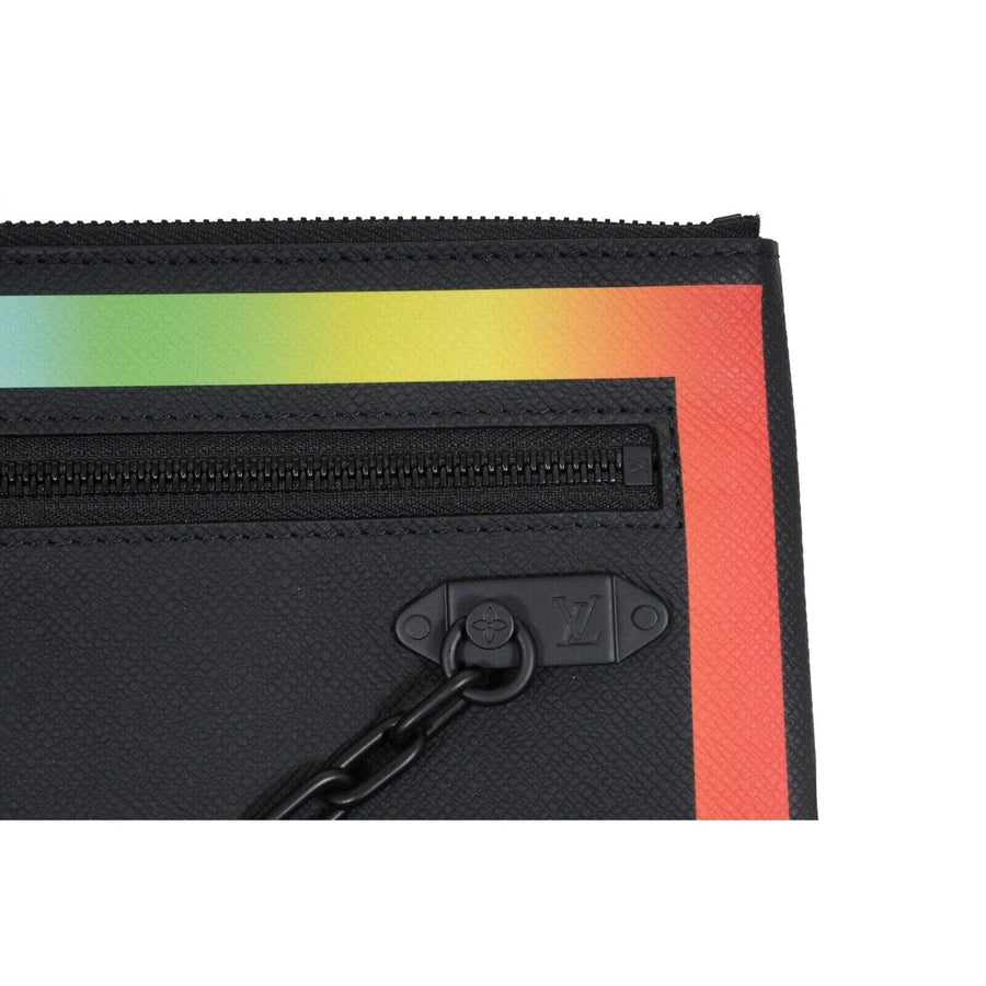 Black Taiga Leather Rainbow Pochette Bag Travel Clutch Pouch LOUIS VUITTON 