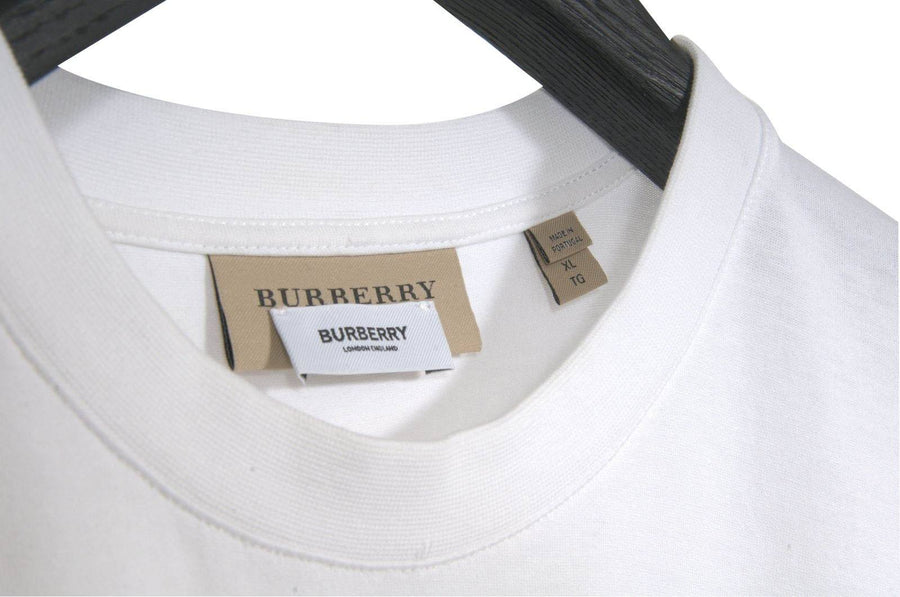 Burberry London England Logo T Shirt – THE-ECHELON