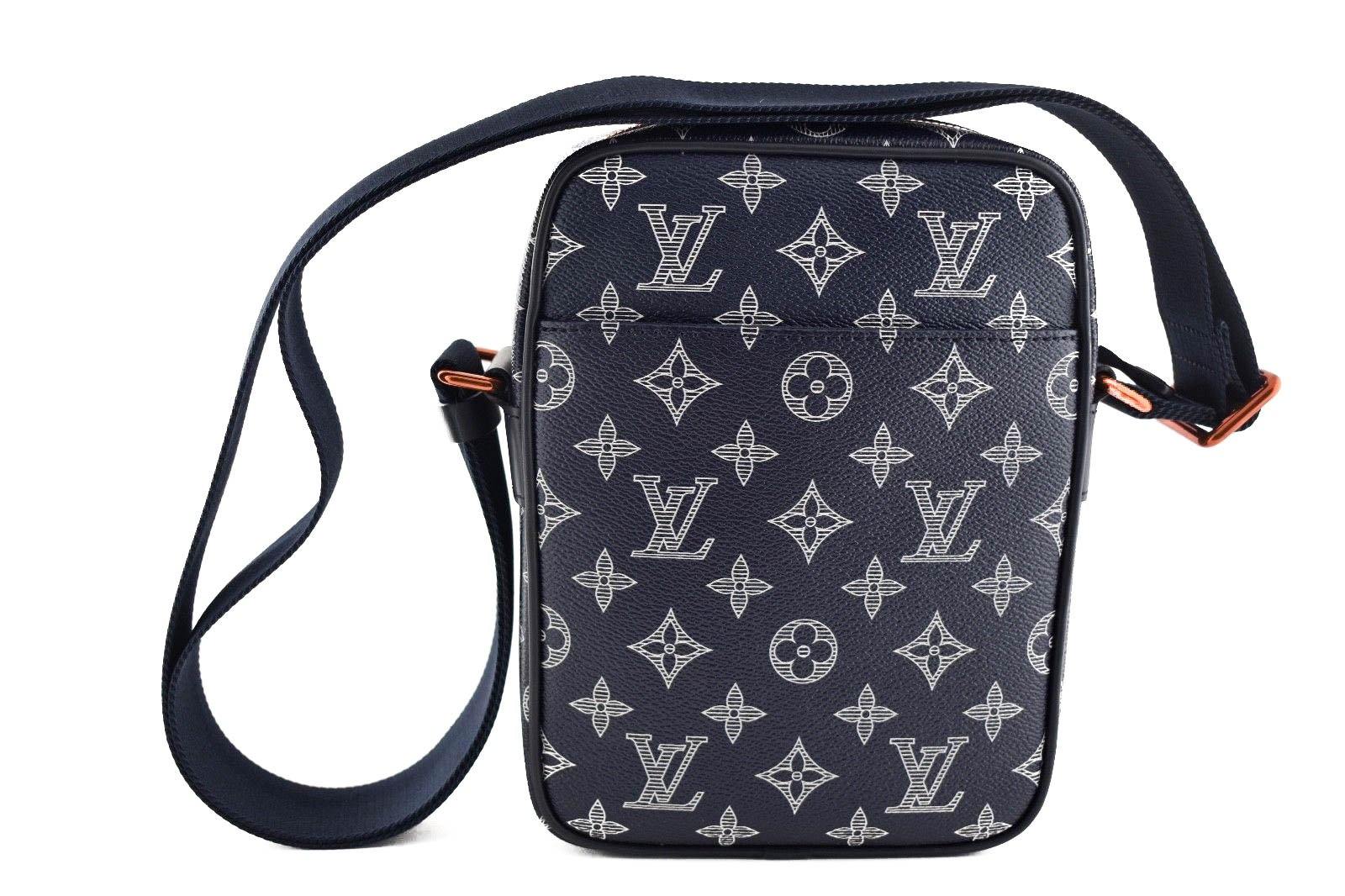 バッグ LOUIS VUITTON DANUBE PM M.SHAD.NOIR Louis Vuitton Black Monogram Shadow Danube PM | myGemma