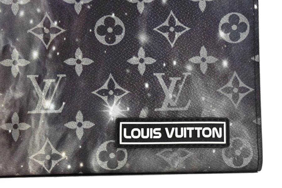 Galaxy Black Pochette Voyage MM Pouch Monogram LV Logo Pouch Bag