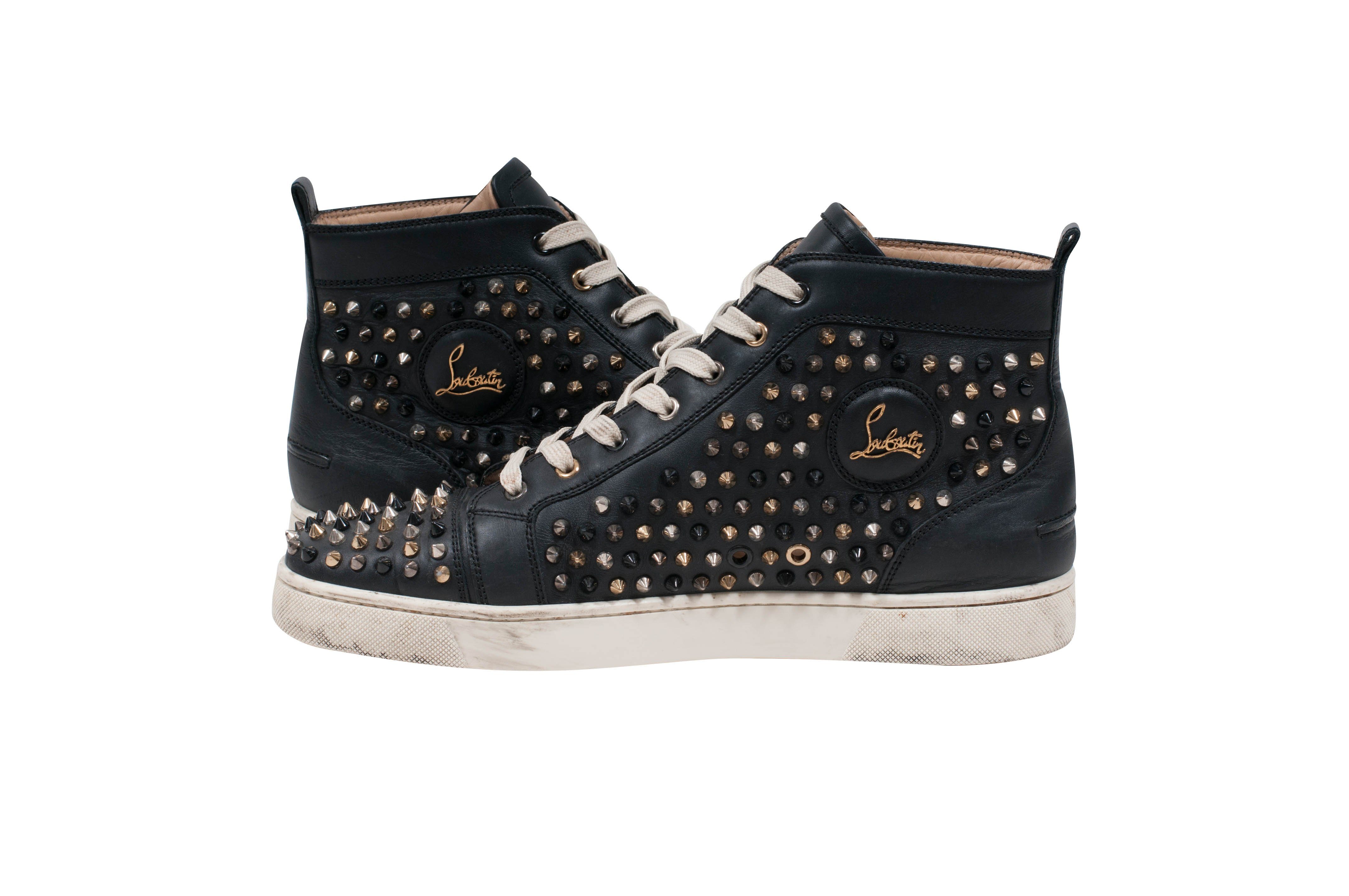 クリスチャン ルブタン　LOUIS FLAT SPIKES  FLAT/SILVER Christian Louis Mens Flat Spike Silver Gold High Top Sneakers