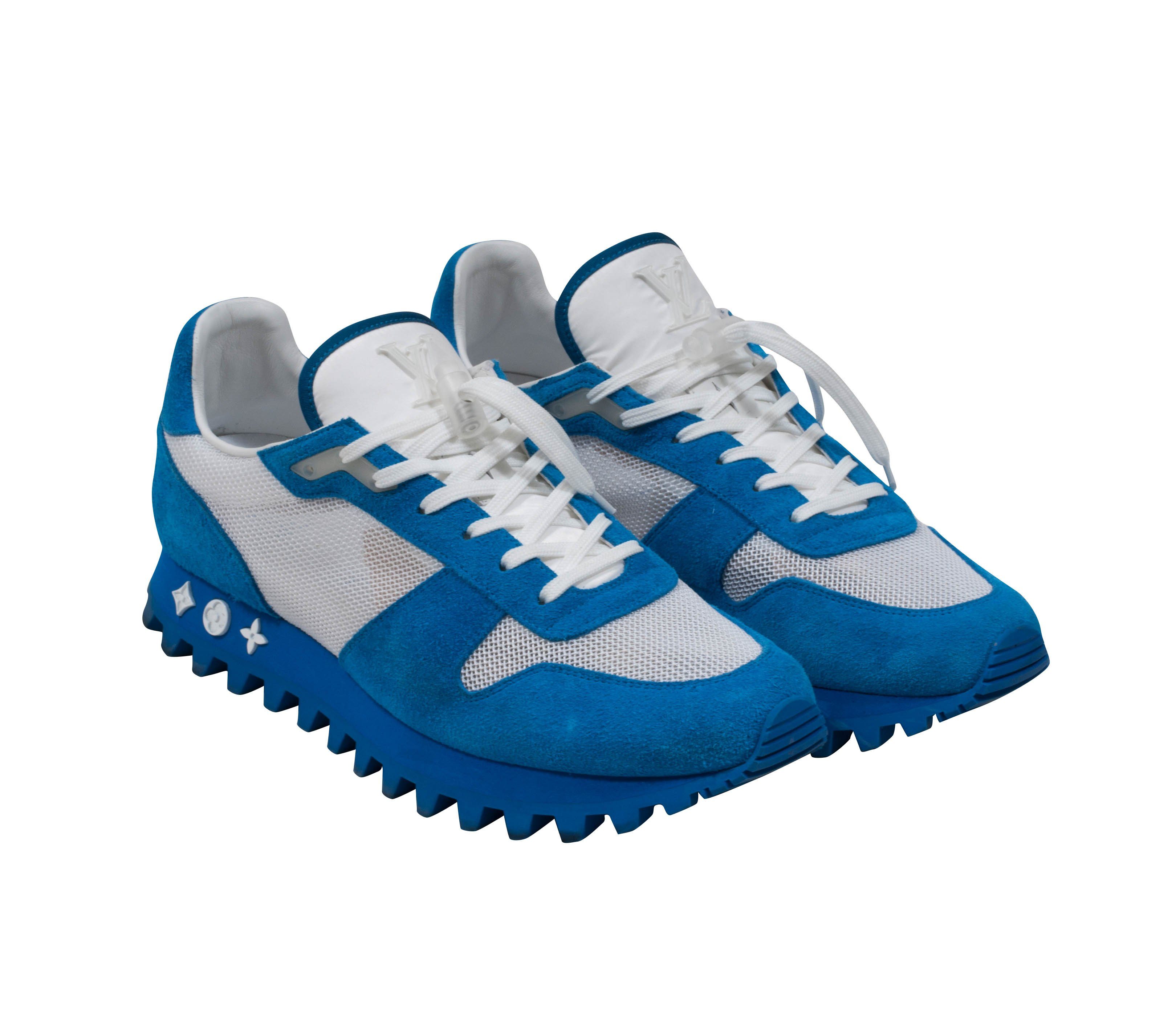 Run away trainers Louis Vuitton Blue size 40 EU in Suede - 22826825