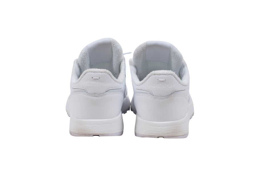 Maison Margiela x Reebok Classic White Tabi Sneakers With Socks MAISON MARGIELA 