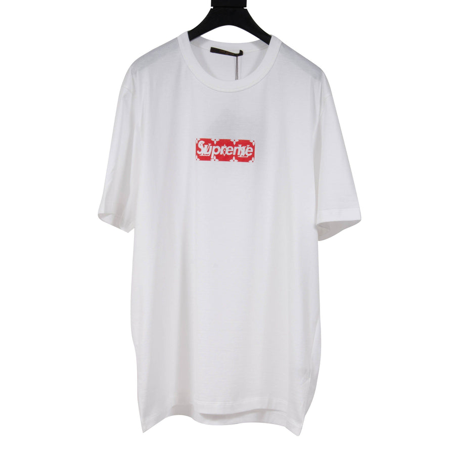 ansvar stor voldtage Louis Vuitton Supreme White Red Monogram Box Logo T Shirt DEADSTOCK –  THE-ECHELON