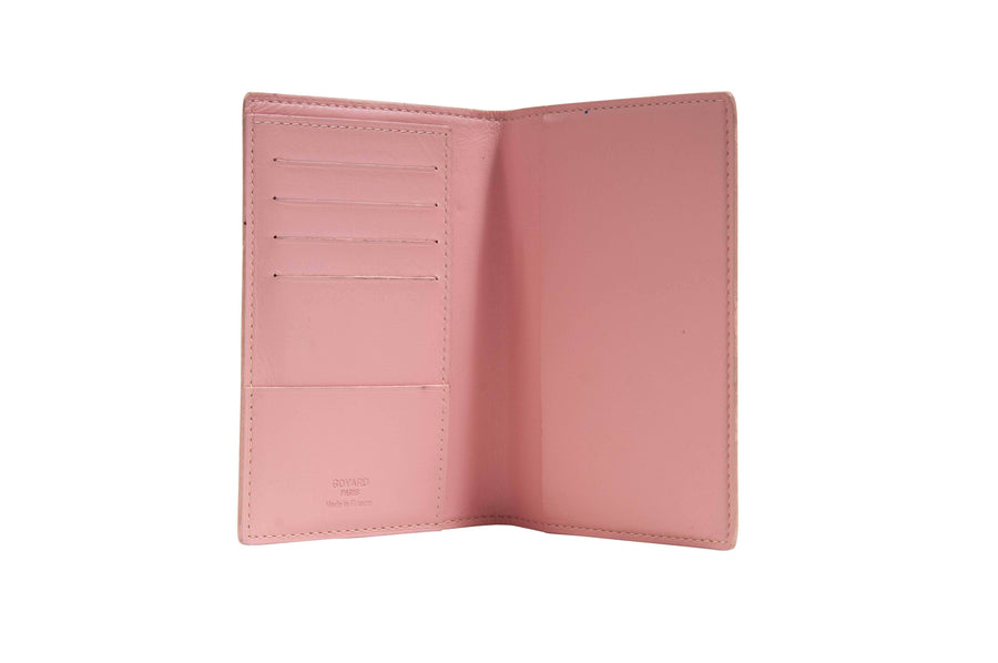 Passport Holder (Pink) – THE-ECHELON