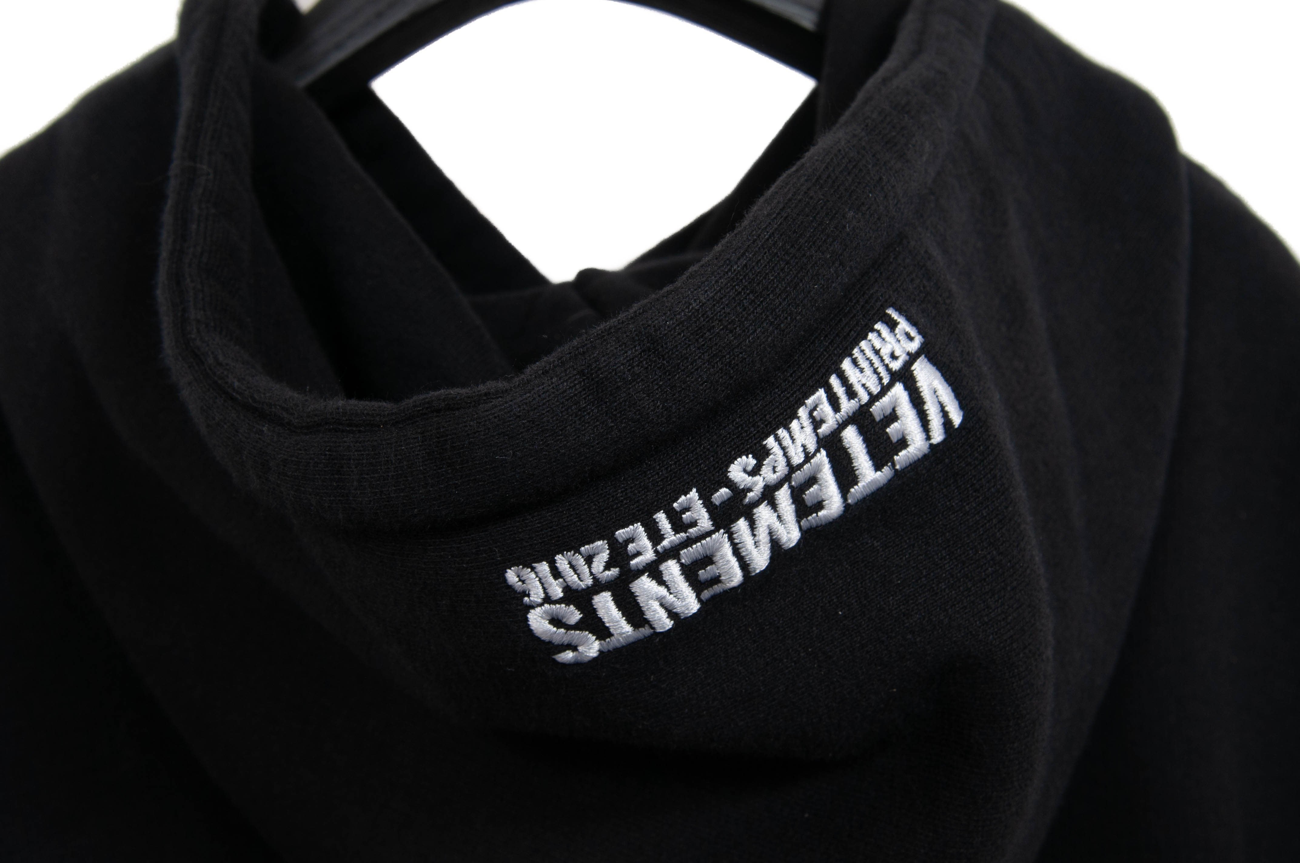 SS16 Champion Vetements Logo Hoodie – THE-ECHELON