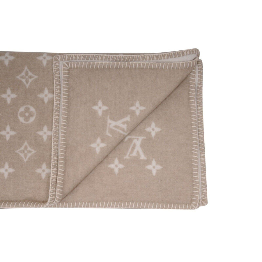 Louis Vuitton Throw Blanket Tan Ivory Logo Monogram M70440 Wool Cashmere –  THE-ECHELON