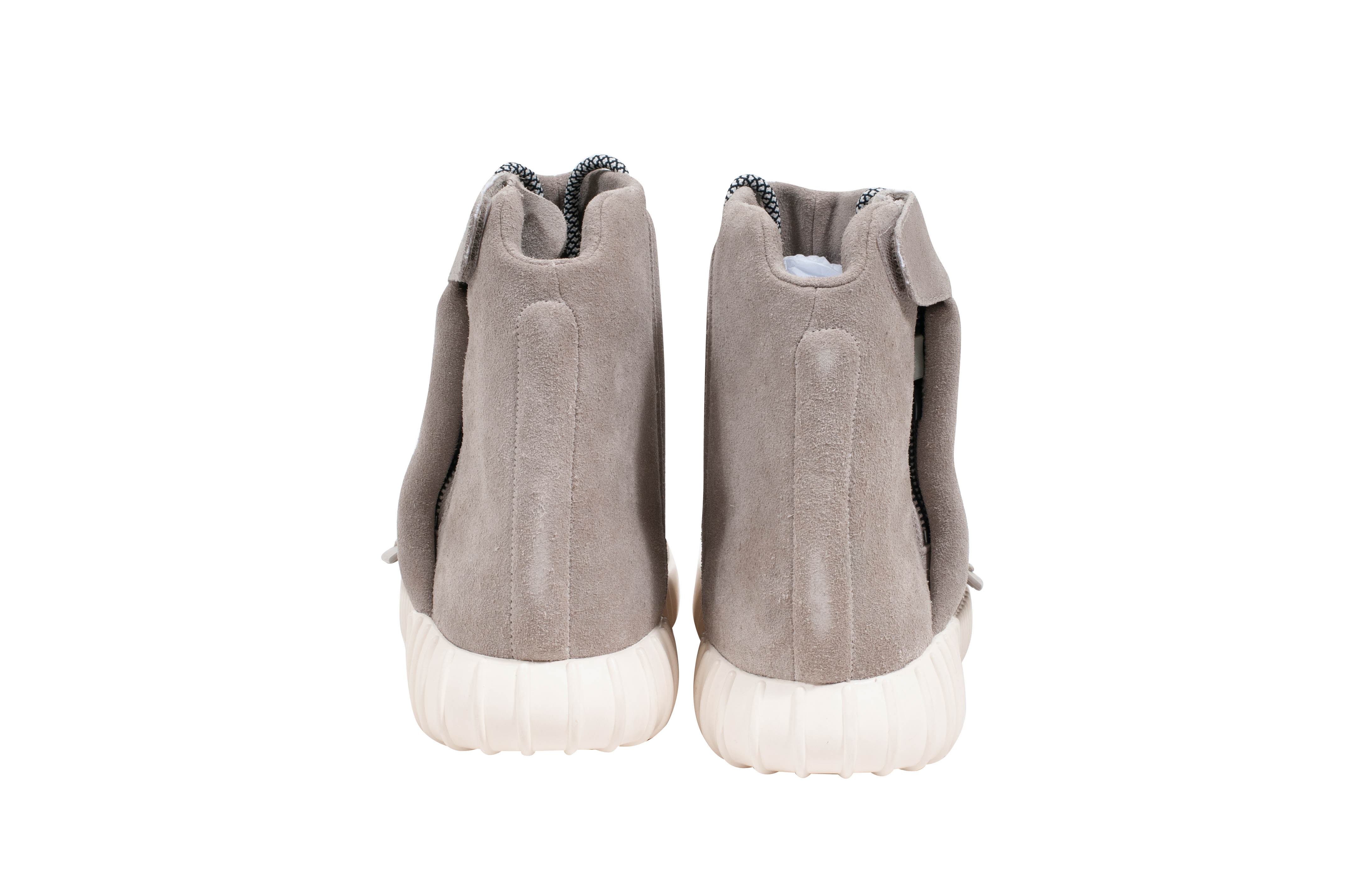 yeezy 750 light brown