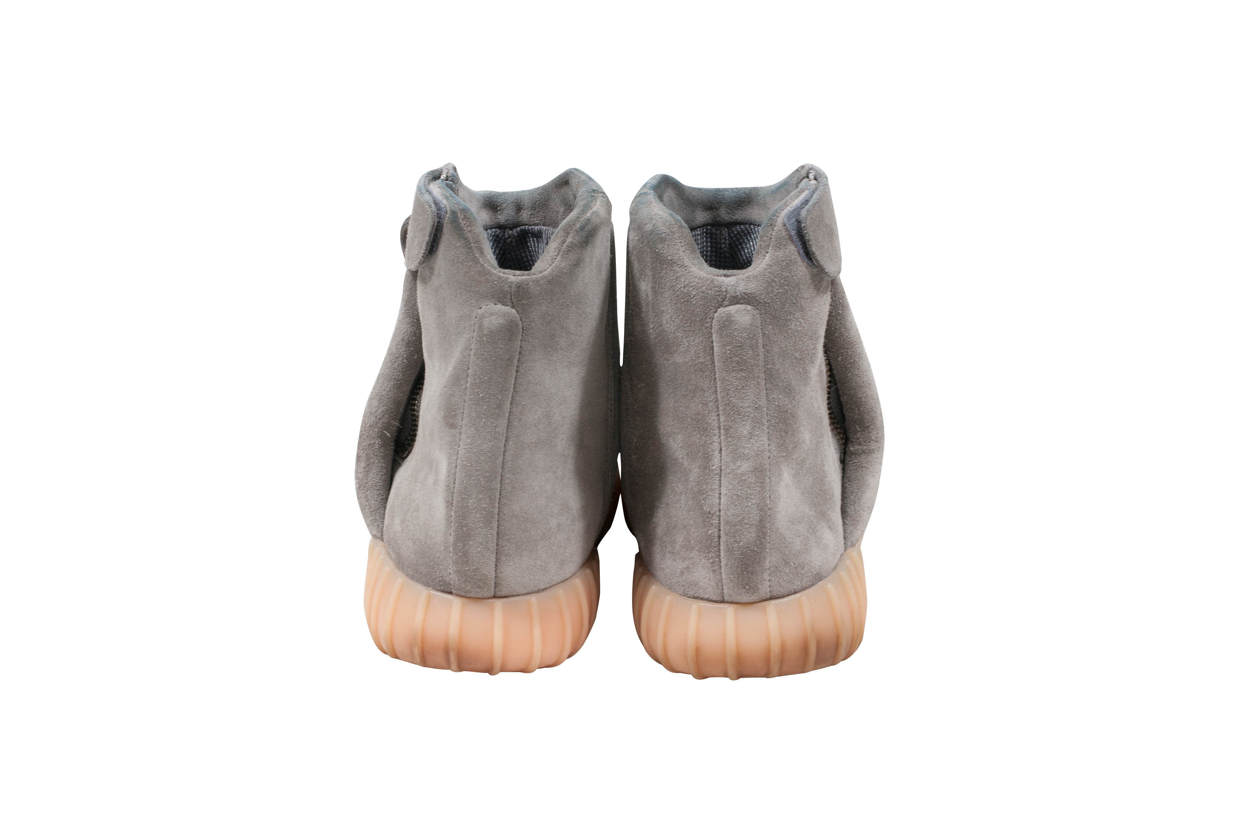 Yeezy Boost 750 Light Grey Glow In the Dark – THE-ECHELON