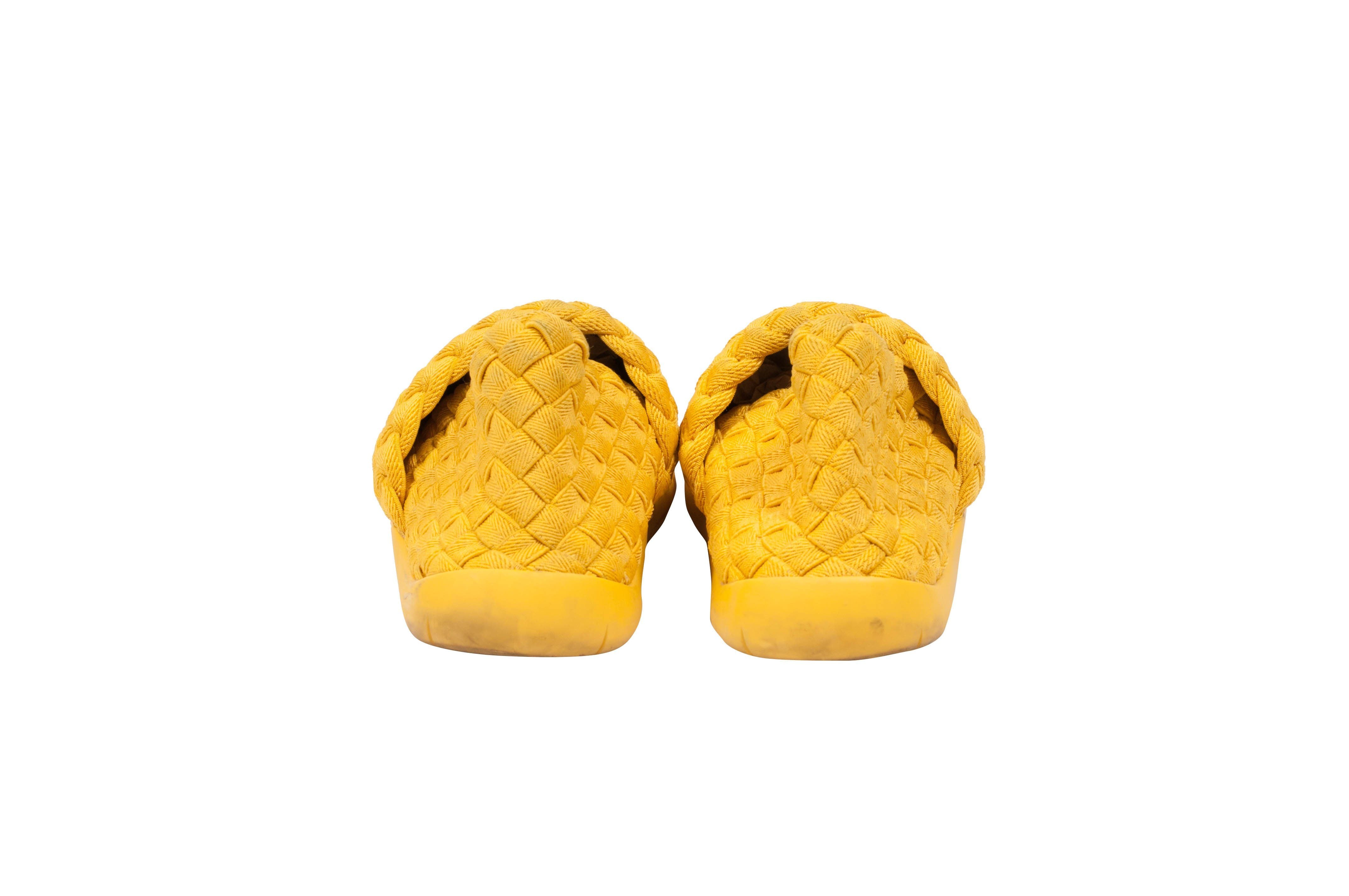 Bottega Veneta Yellow Leather Men\'s Espadrille Leather flats Bottega Veneta Yellow size 41 EU in Leather  main image 4